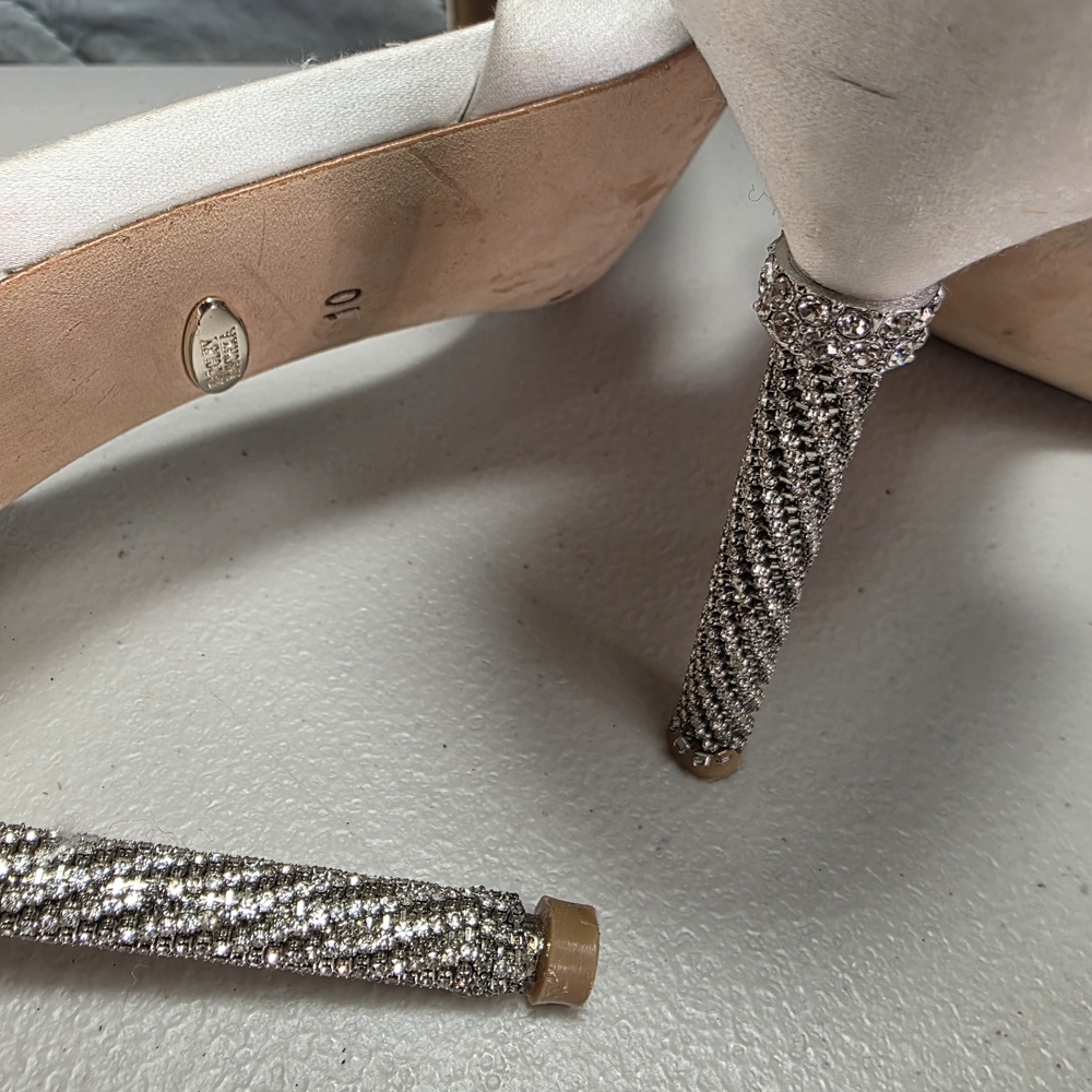 BADGLEY MISCHKA Women's Nude Satin Blanca Rhinestone Ankle-Strap Pumps SZ 10 - Picture 9 of 14